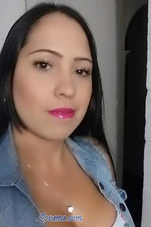 167047 - Yecenia Age: 44 - Colombia