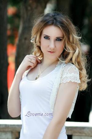 174309 - Yuliia Age: 26 - Ukraine