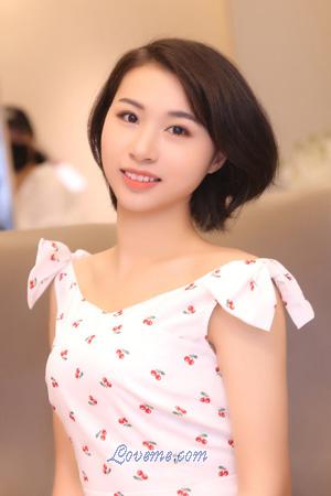 188081 - Yaping (Lilya) Age: 31 - China