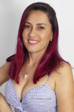 204569 - Juliet Age: 39 - Colombia