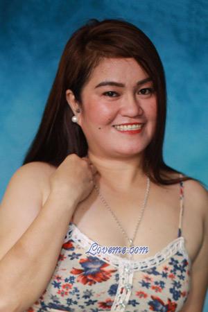 209355 - Michelle Age: 40 - Philippines