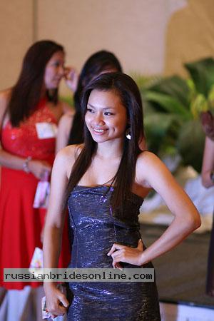 women-of-philippines-092